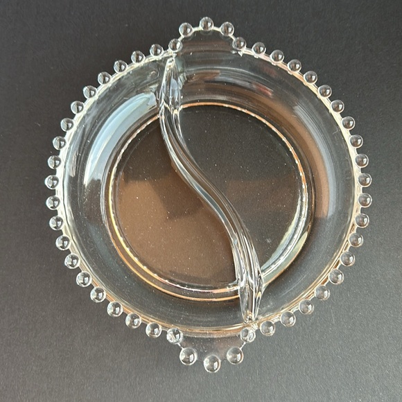 VTG Candlewick Divided 2 Section Glass Candy / Relish Dish With Handles 6-1/2” - Picture 3 of 6